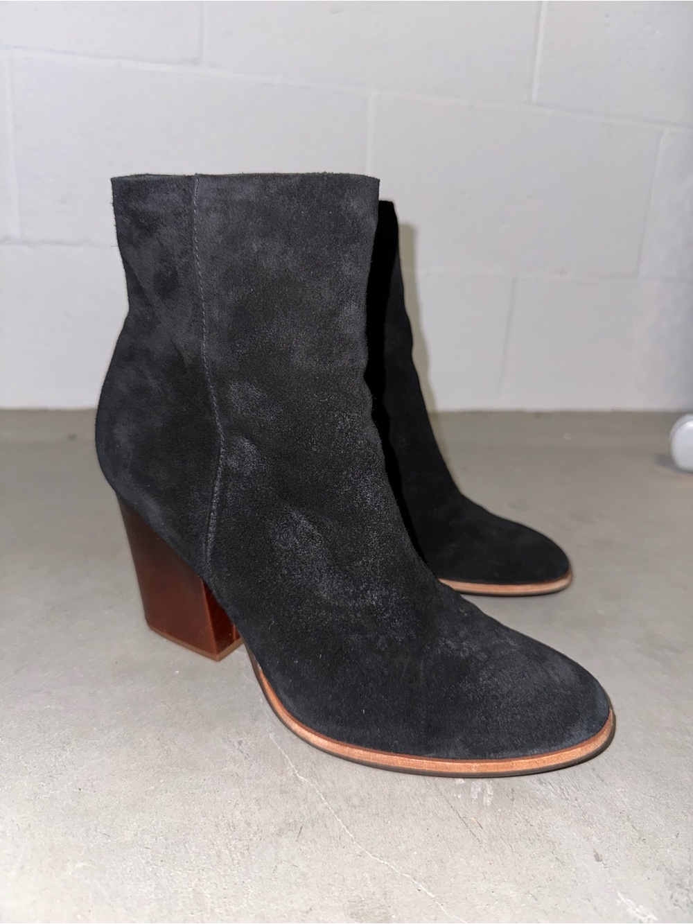 Kork-Ease Black Suede Block Heel Ankle Boots | size 9 / 40.5